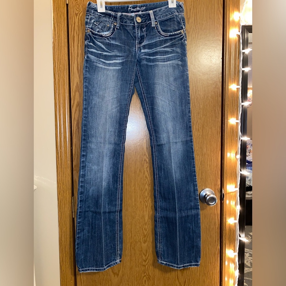 Amethyst jeans. Size 3.